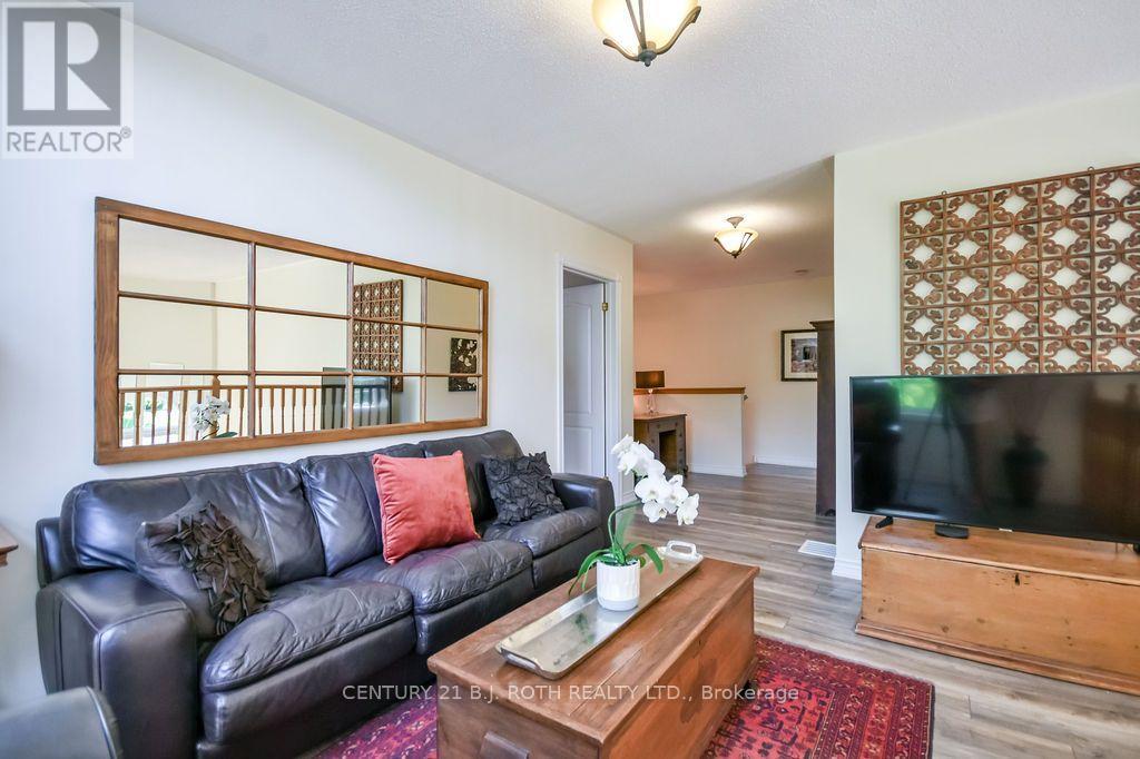 #505 60 MUSEUM DRIVE - Image 31