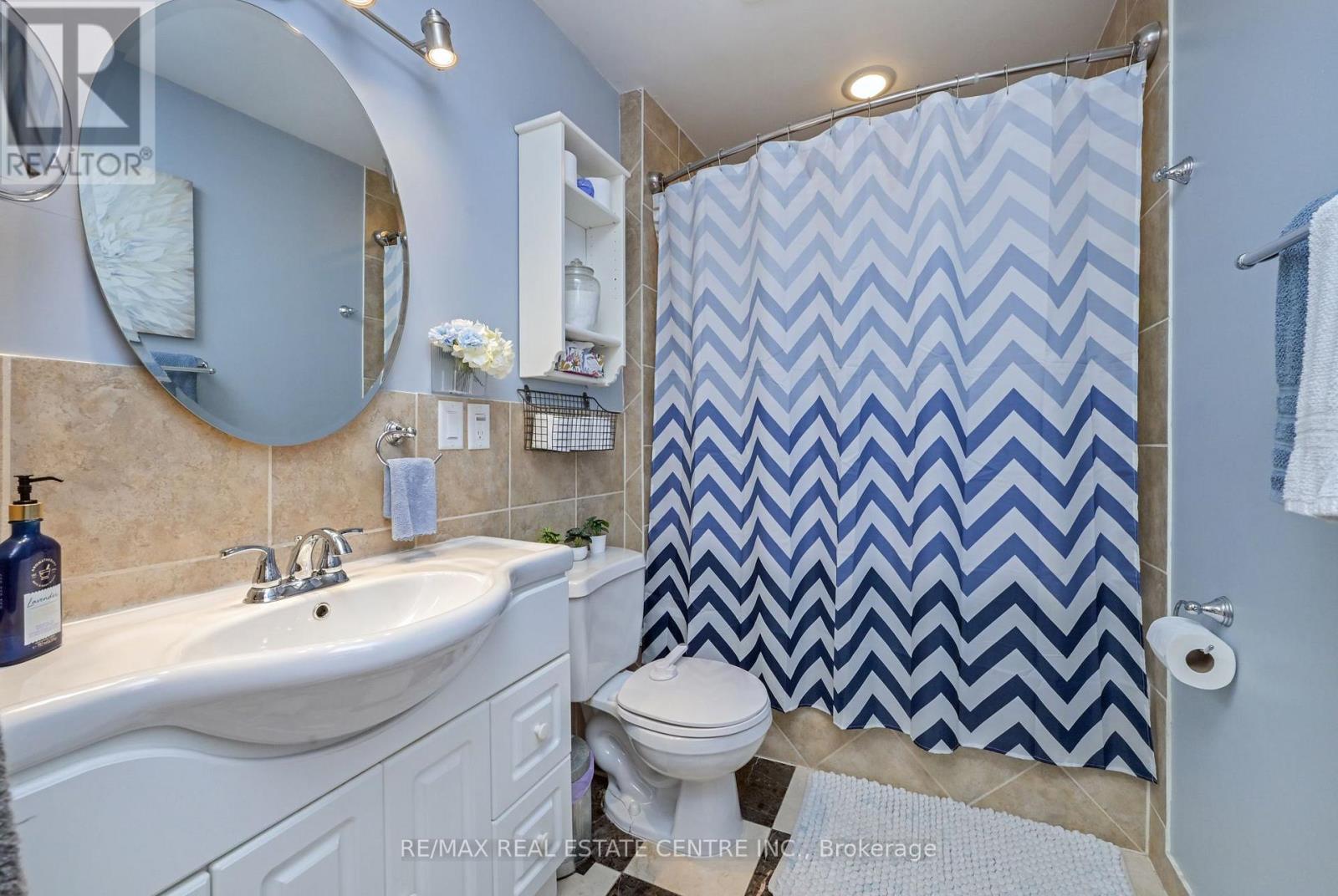 #1 325 WILLIAM STREET - Image 15