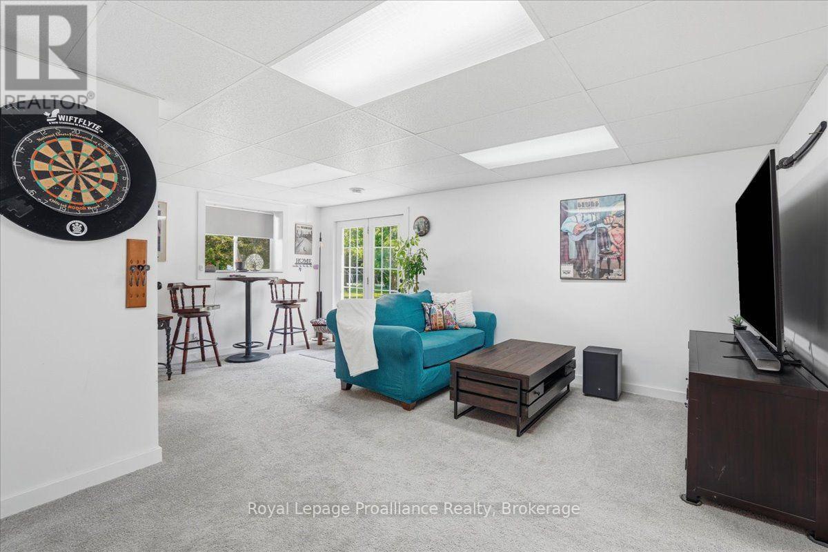 155 DOWNS ROAD - Image 24