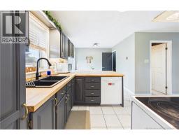 4pc Bathroom - 178 Isington Street, Moncton, NB E1G1Y6 Photo 9