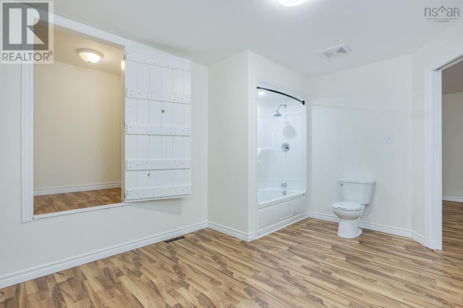 Property 30 of 49 of 638 Port Lorne Road