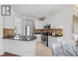 24 - 15 Old Colony Road, Richmond Hill, ON L4E4L5 Photo 14