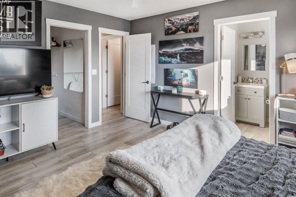 102 Pinnacle Crescent - 14