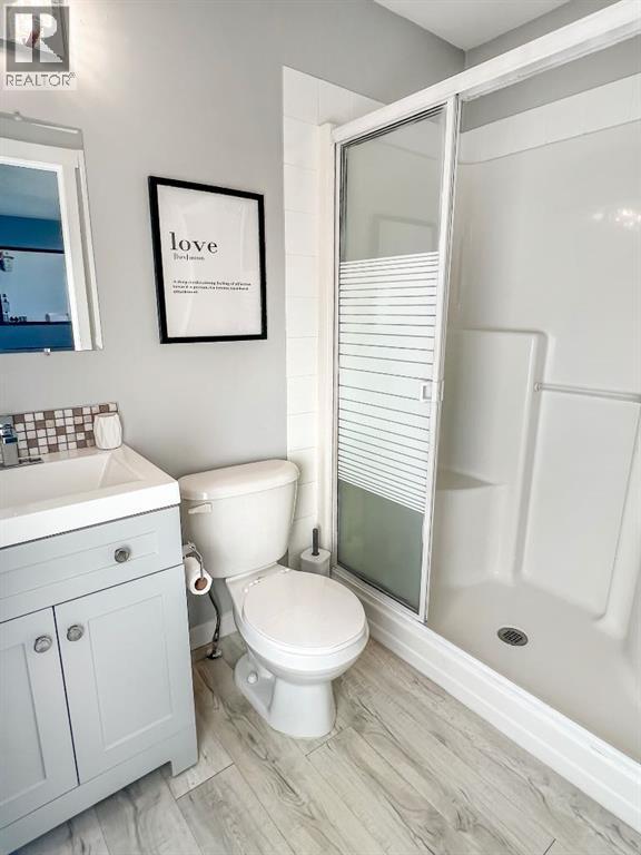 102 Pinnacle Crescent - 15