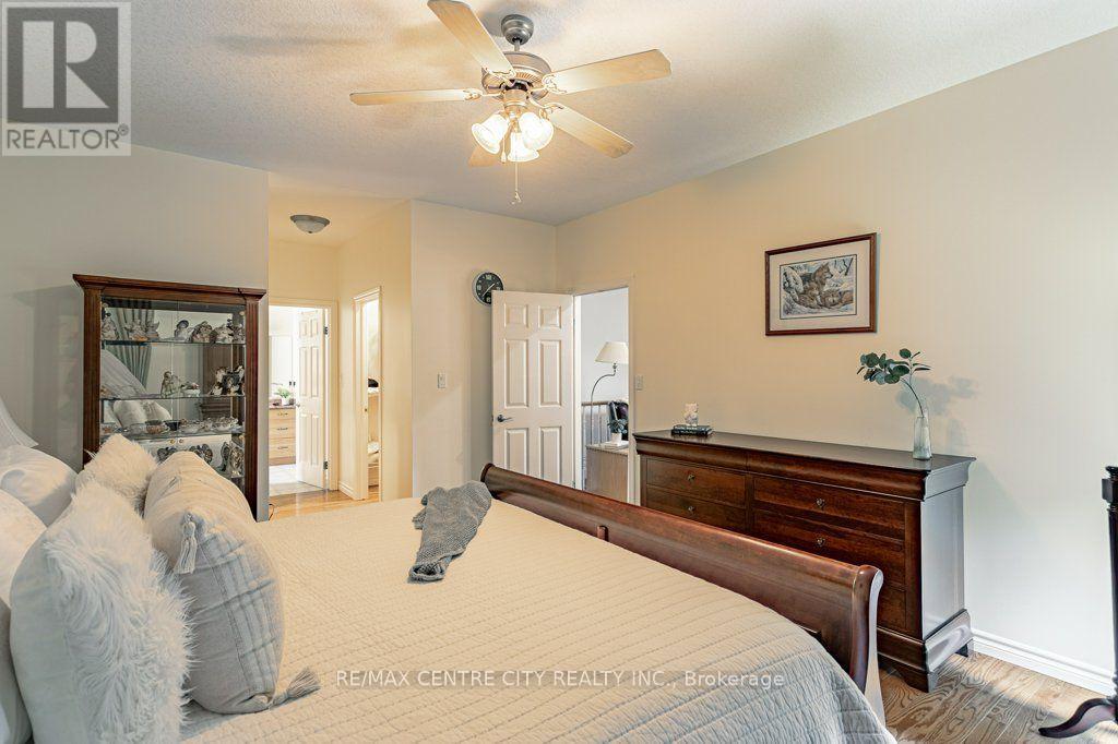 #37 100 SOUTHGATE PARKWAY - Image 20