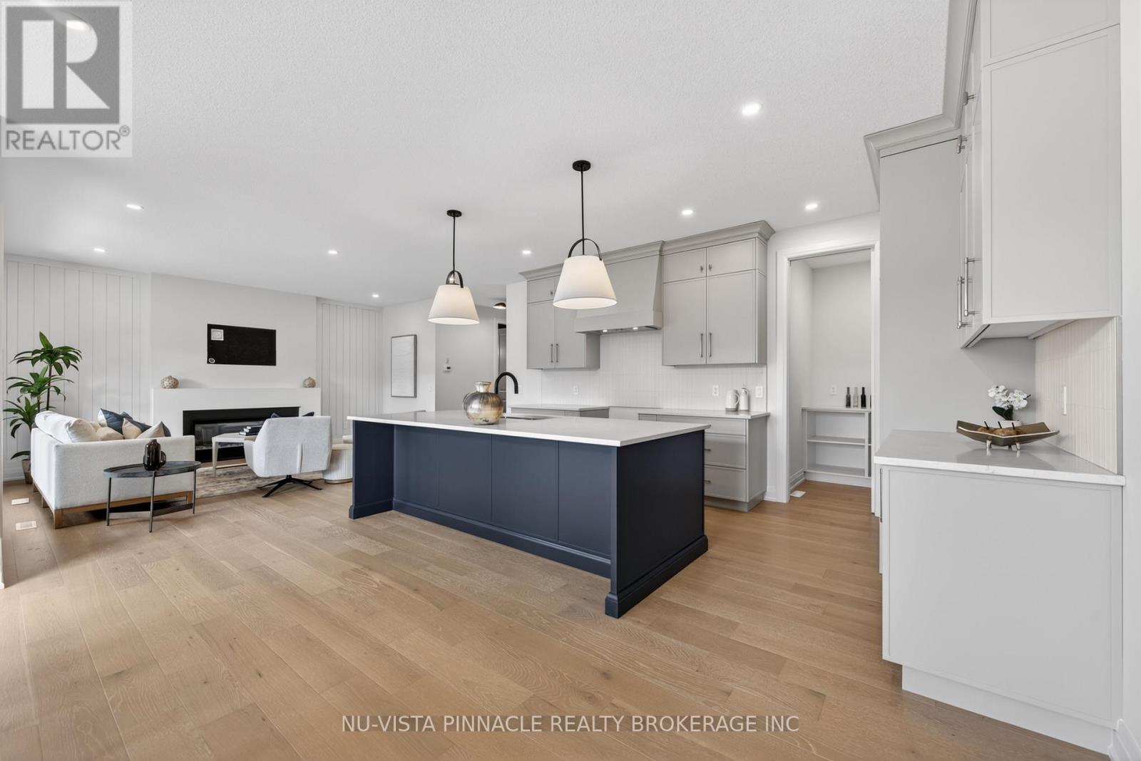 6875 HEATHWOODS AVENUE - Image 10