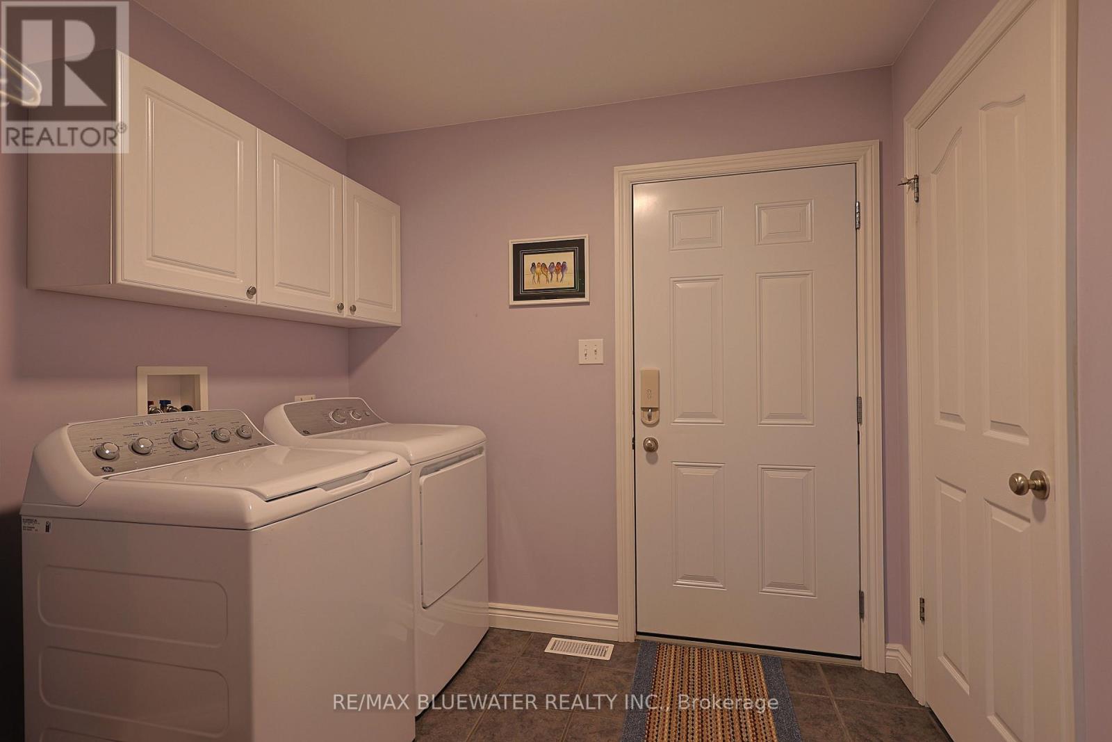 71837 SUNRIDGE CRESCENT - 28