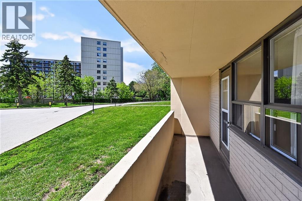 #101 700 DYNES Road - Image 29
