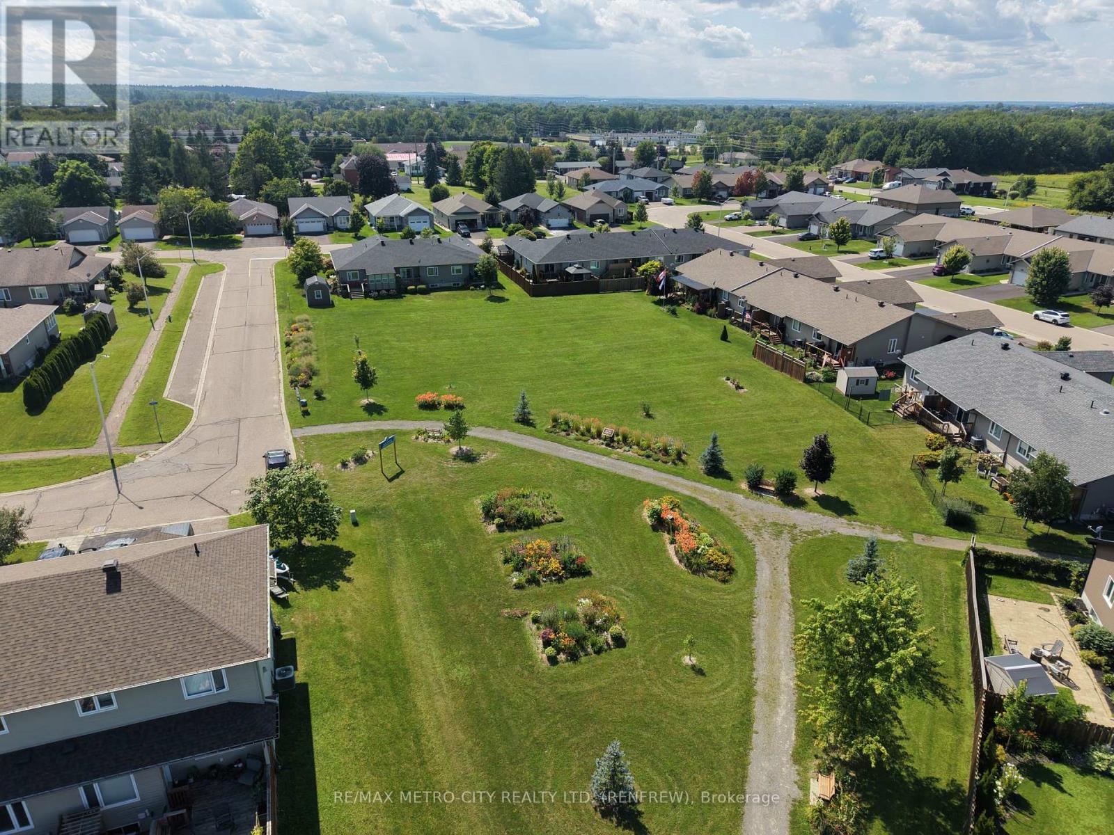 89 OTTERIDGE DRIVE - 42