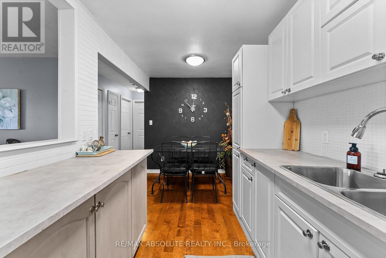 #3B 89 EDEY STREET - 14