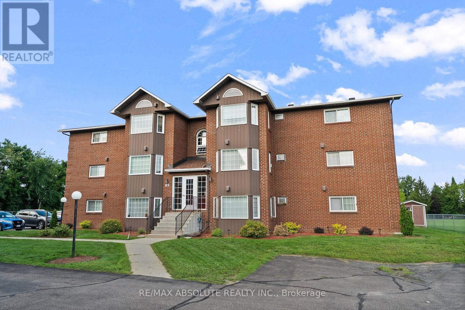 2 Bed, 1 Bath House for Sale in Arnprior – 3B – 89 EDEY STREET, Arnprior – MLS# X13674740 - Image 2