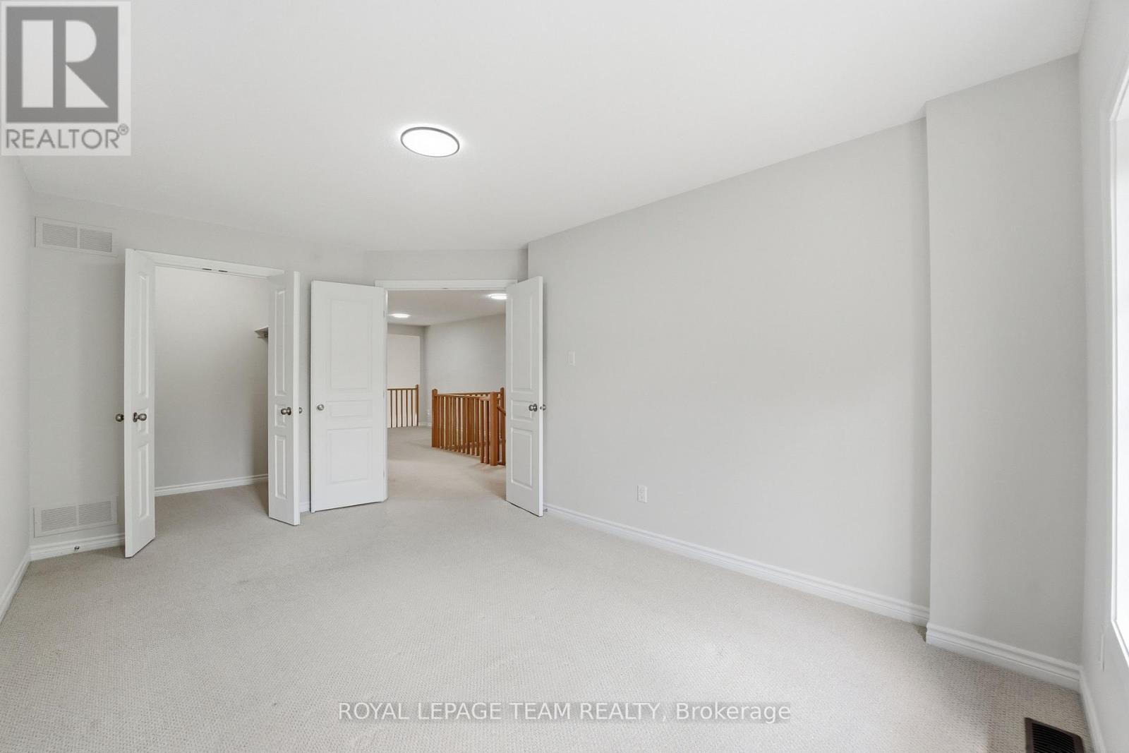2 Bed, 2 Bath House for Sale in Ottawa – 239 TANDALEE CRESCENT, Ottawa – MLS# X13674808 - Image 22