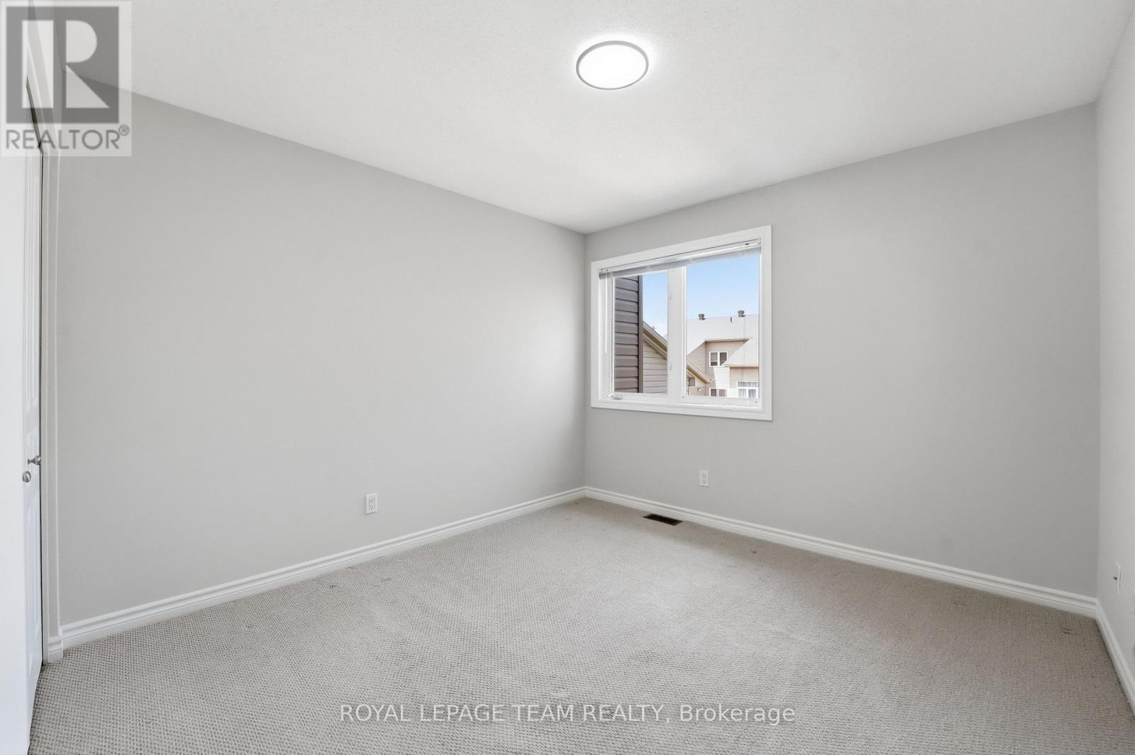 2 Bed, 2 Bath House for Sale in Ottawa – 239 TANDALEE CRESCENT, Ottawa – MLS# X13674808 - Image 26