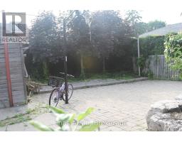 738 Manning Avenue, Toronto, ON M6G2W4 Photo 17