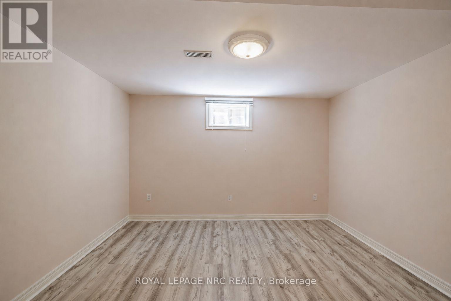 7621 CAMERON COURT - 32