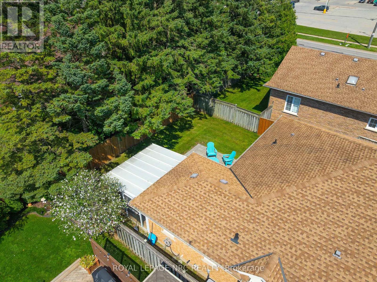 7621 CAMERON COURT - 43