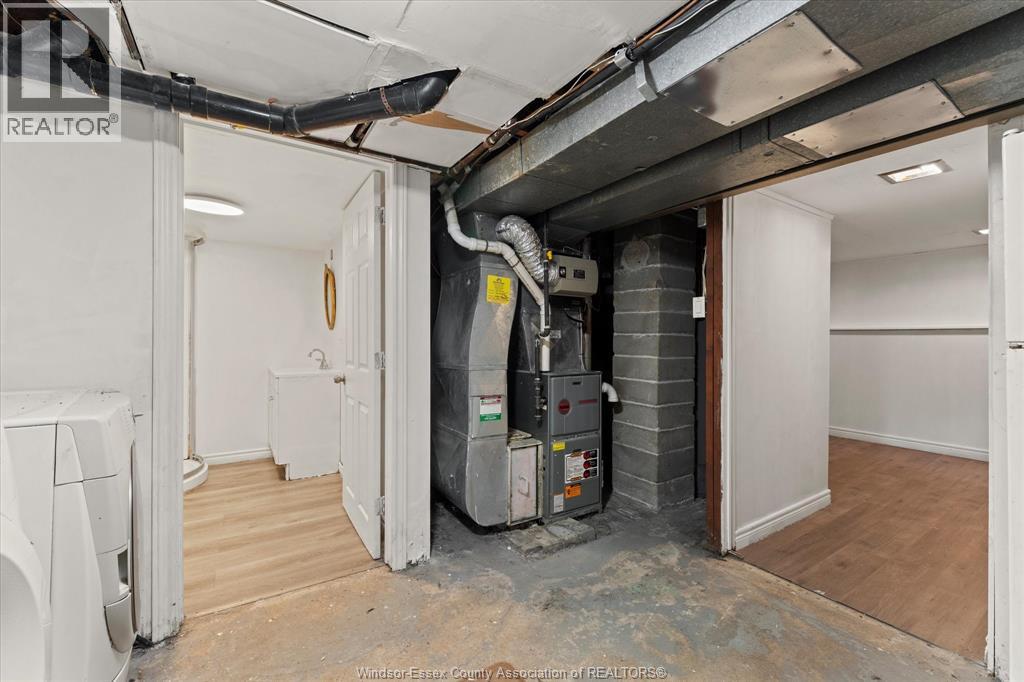 3672 MORRIS DRIVE - Image 25