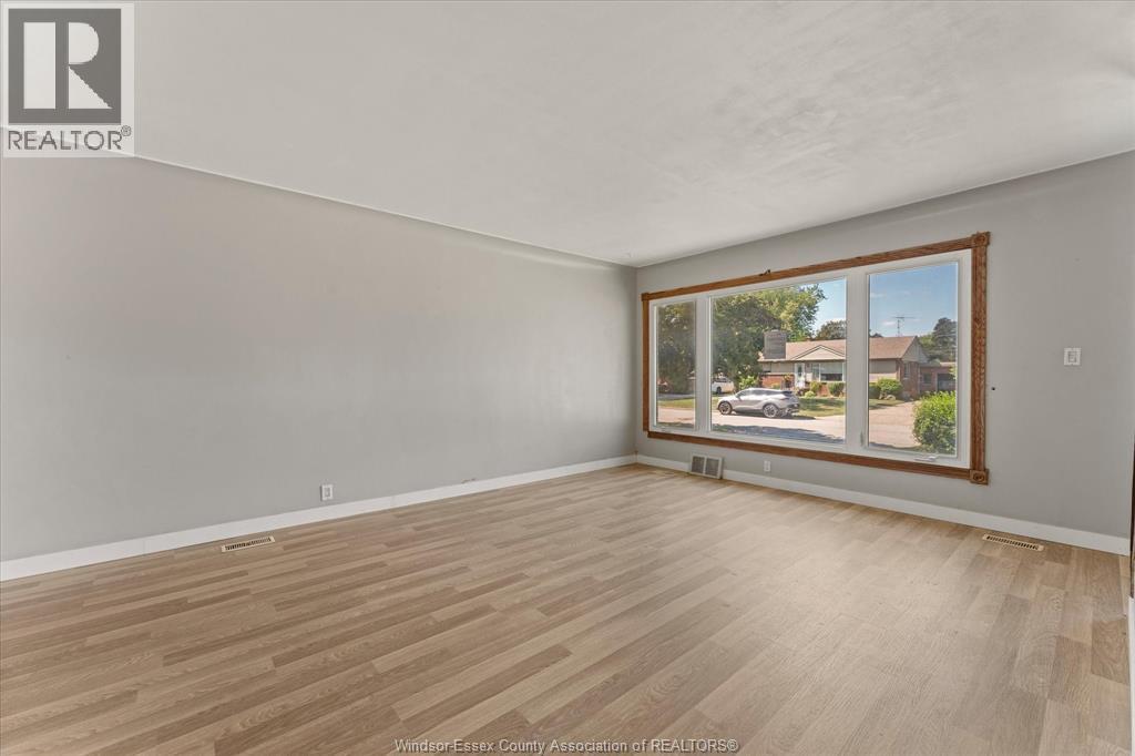 3672 MORRIS DRIVE - Image 5