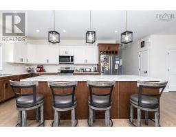 91 Ridgevale Drive, Westmount, NS B1R0C2 Photo 12