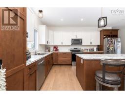 91 Ridgevale Drive, Westmount, NS B1R0C2 Photo 14