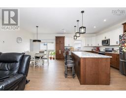 91 Ridgevale Drive, Westmount, NS B1R0C2 Photo 11