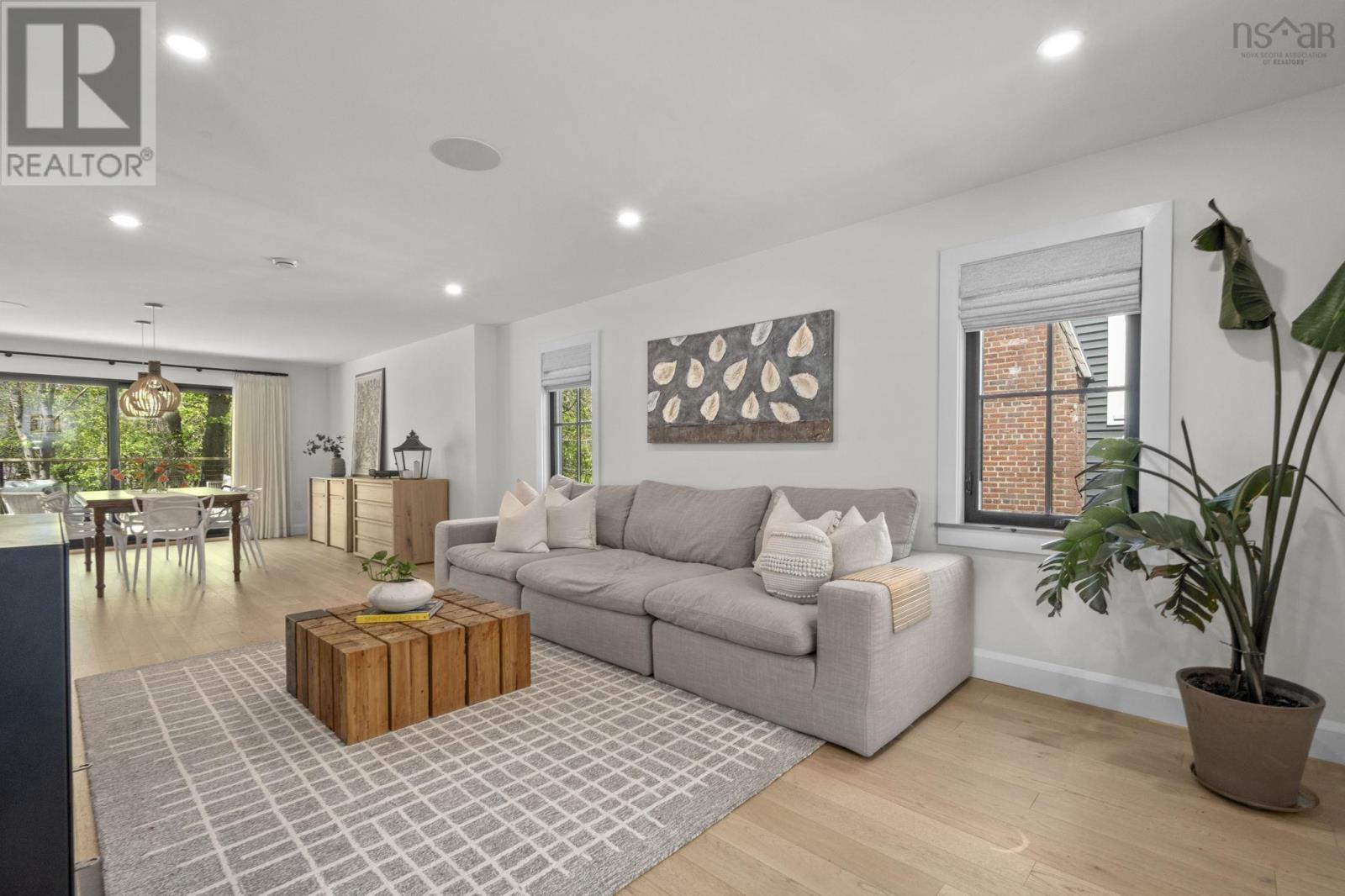 5719 Southwood Drive - 7