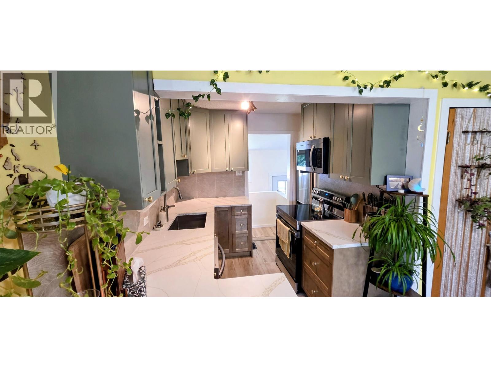 2294 MARIO PLACE - Image 4