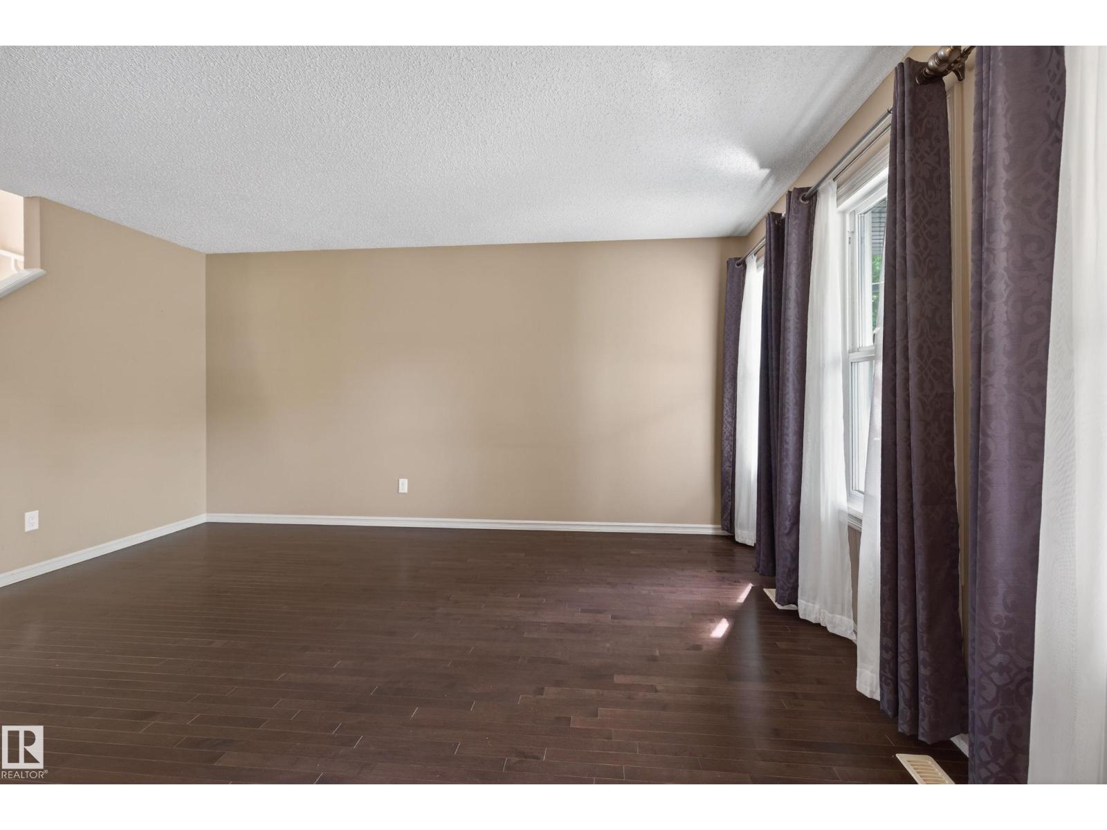 5636 18 AV SW - Image 5