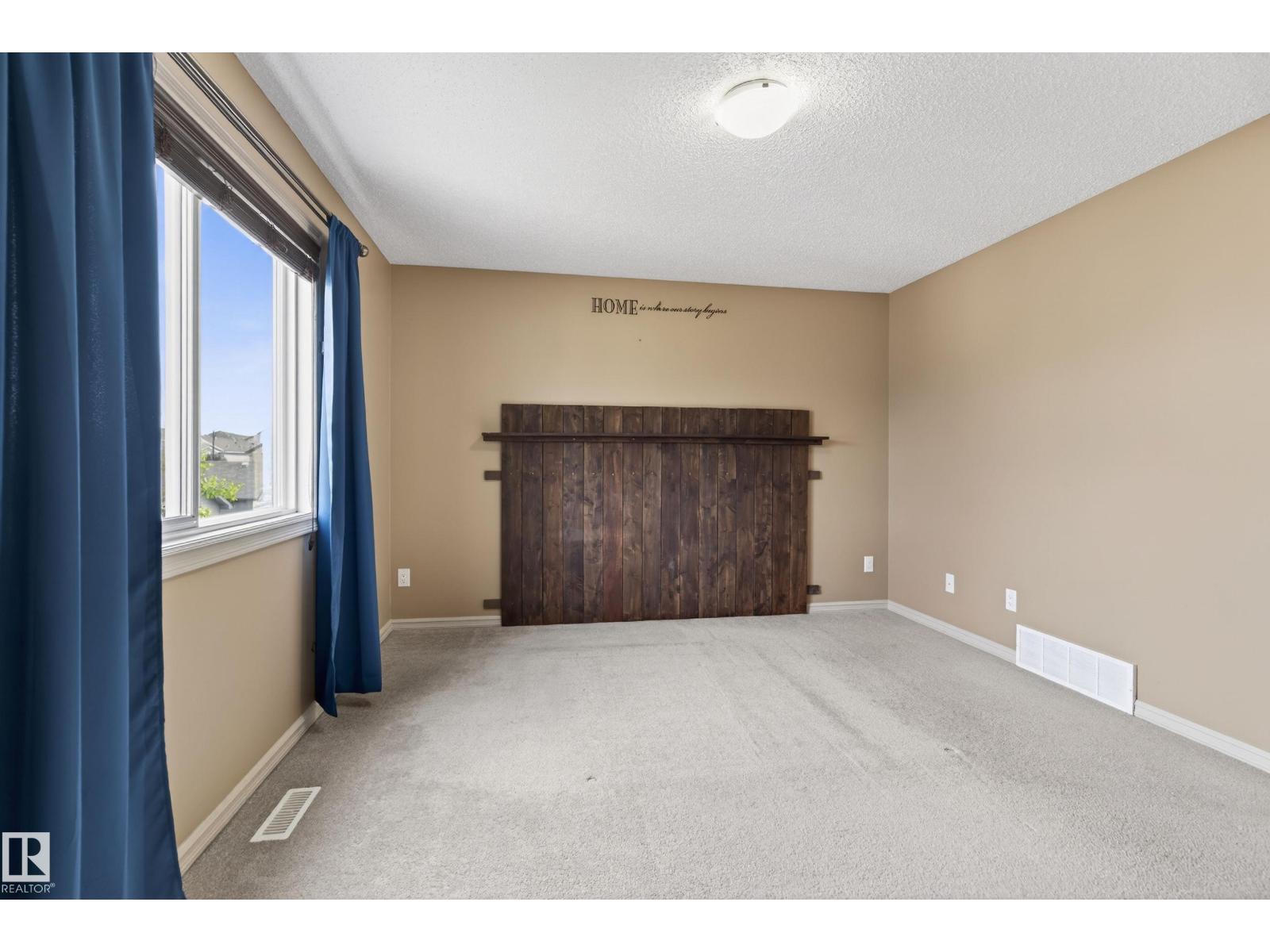 5636 18 AV SW - 27