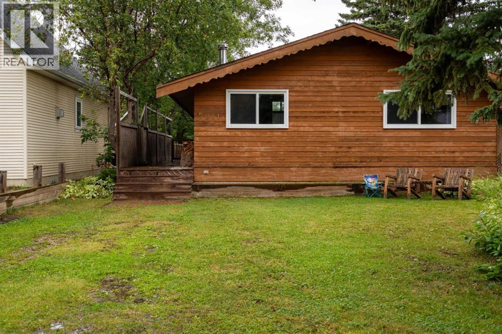 5011 38 Street - Photo 33
