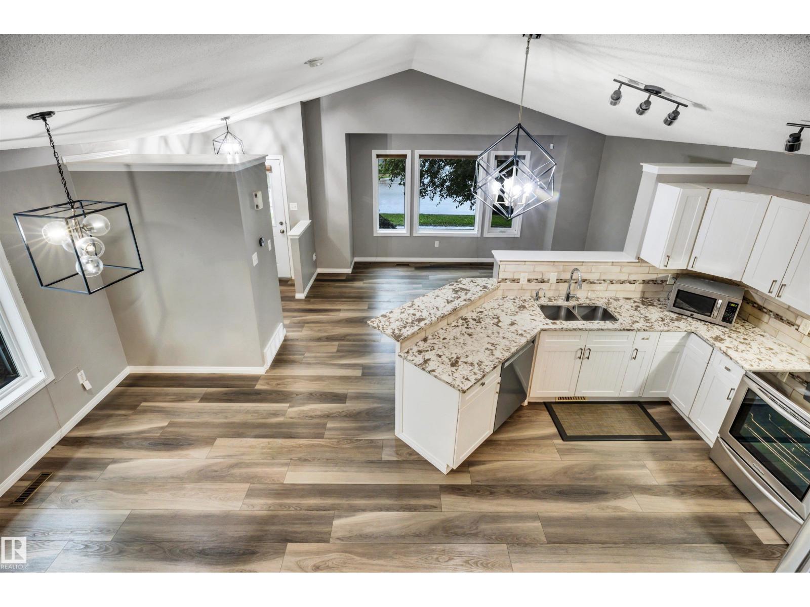 21243 91 AV NW - 11