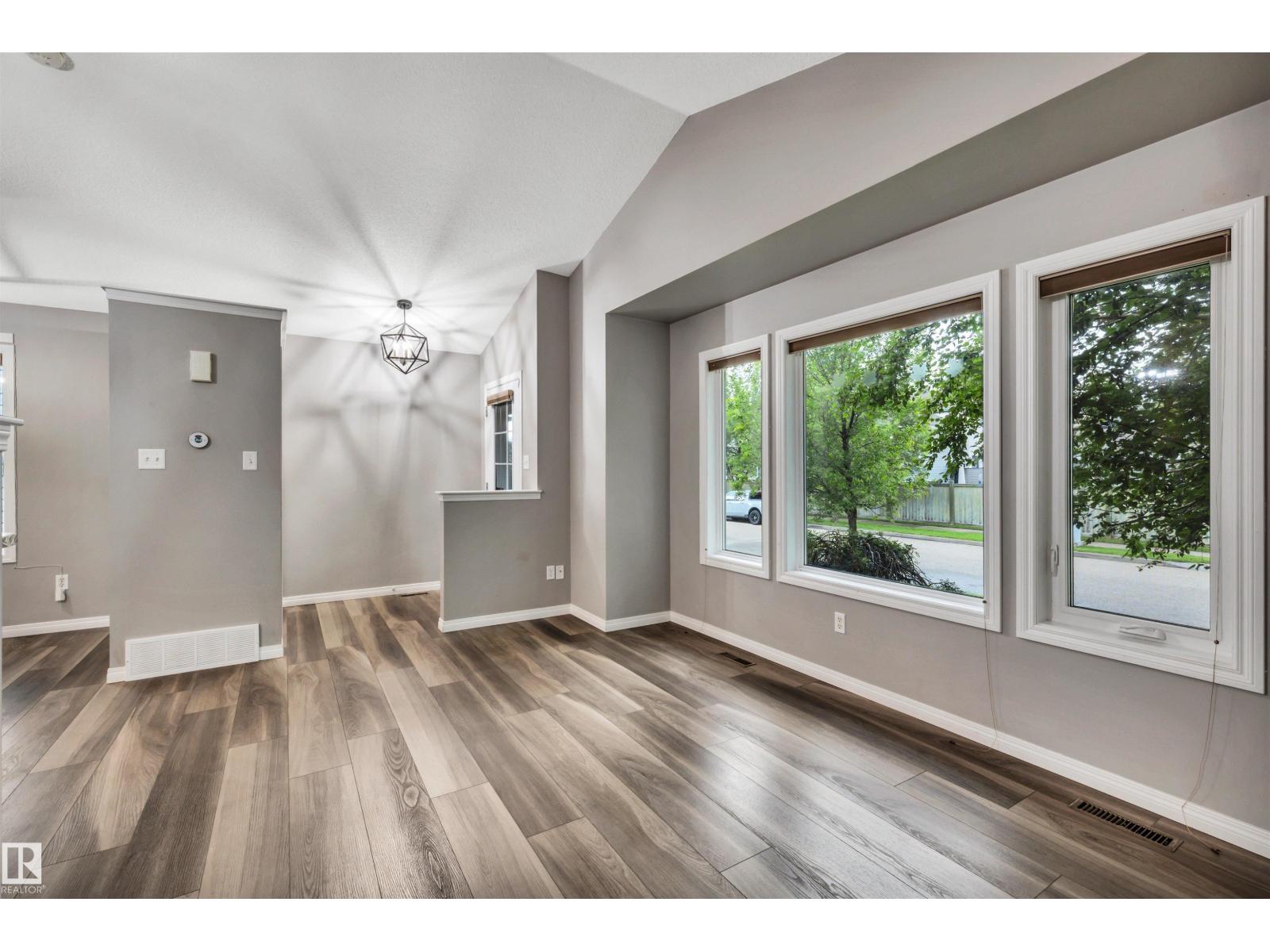 21243 91 AV NW - 15