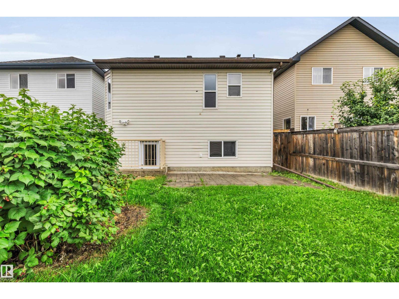 21243 91 Avenue NW - Photo 37