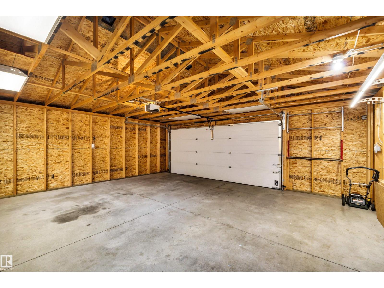 21243 91 AV NW - 40