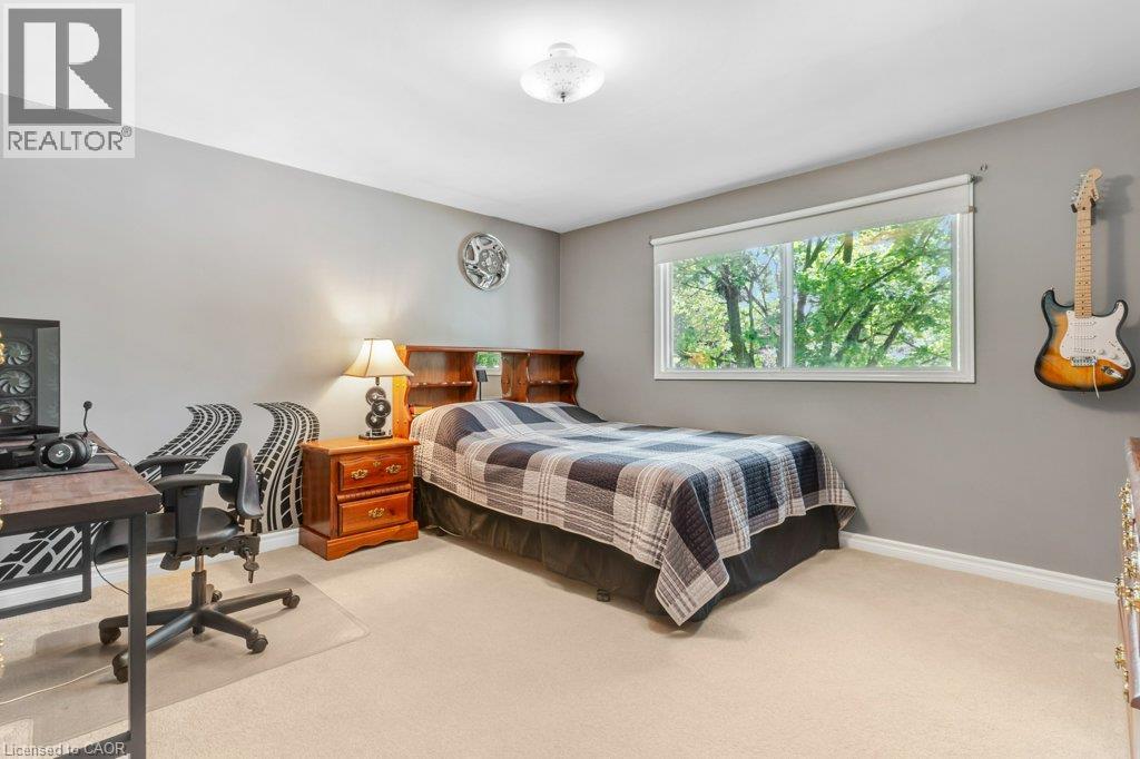 11 GREY OWL Drive - Image 30