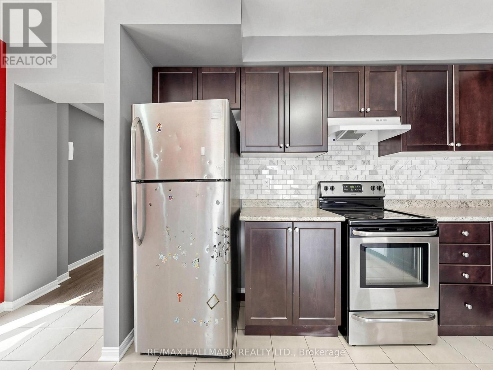 17 HOARD AVENUE S - Image 17