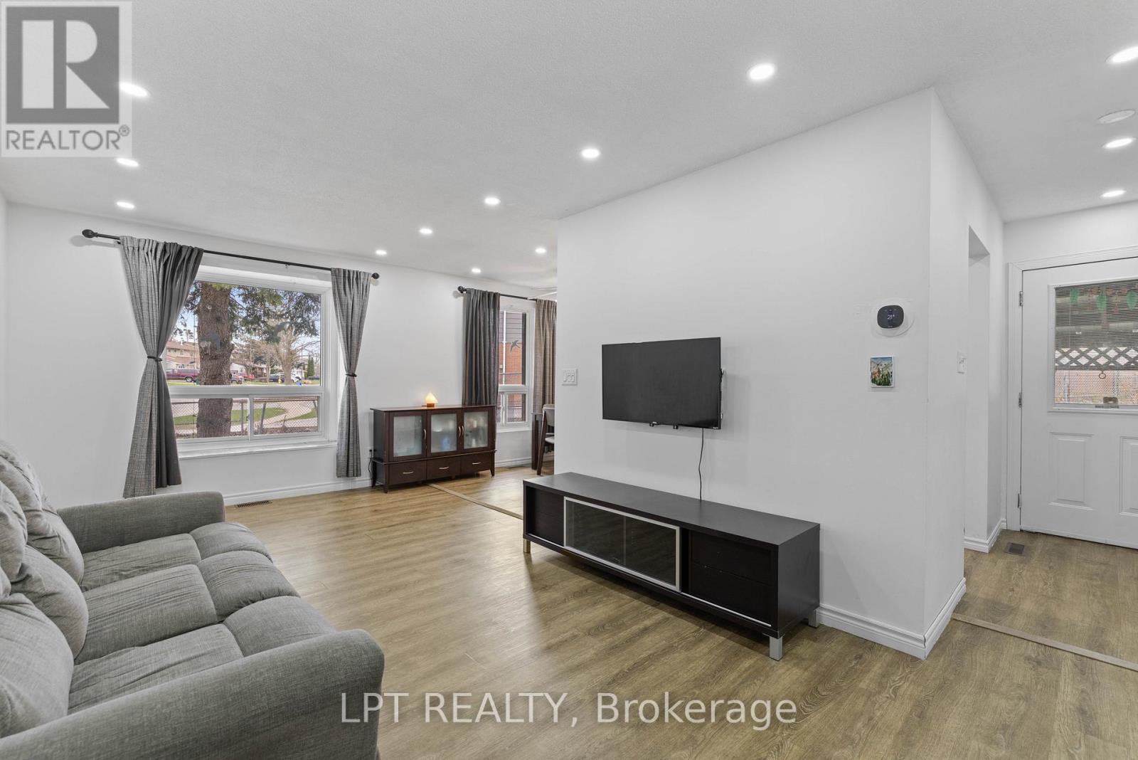 55H CHAUCER CRESCENT - Image 7