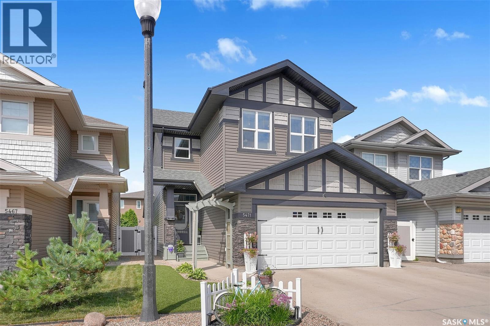 5471 Universal CRESCENT
