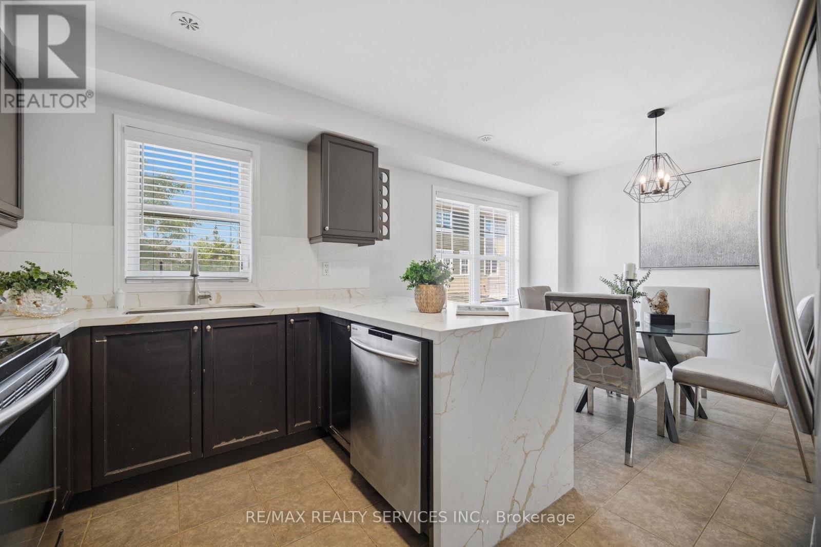 6 VIEWFORTH ROAD - 14