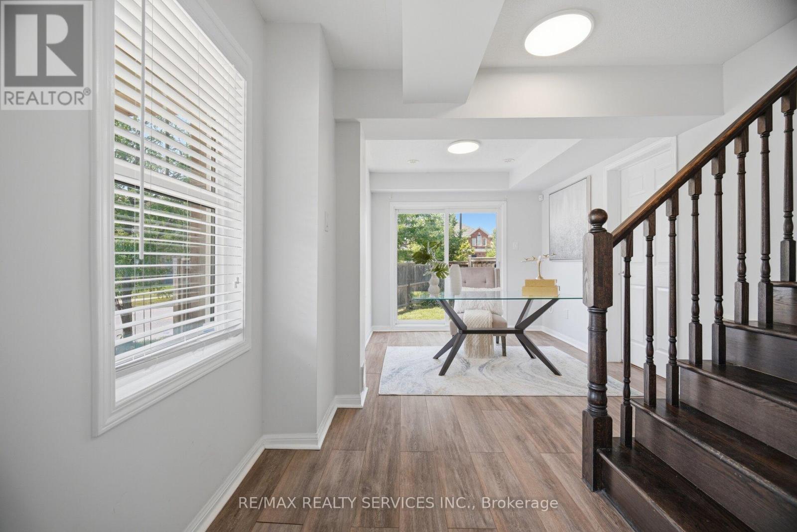 6 VIEWFORTH ROAD - 38