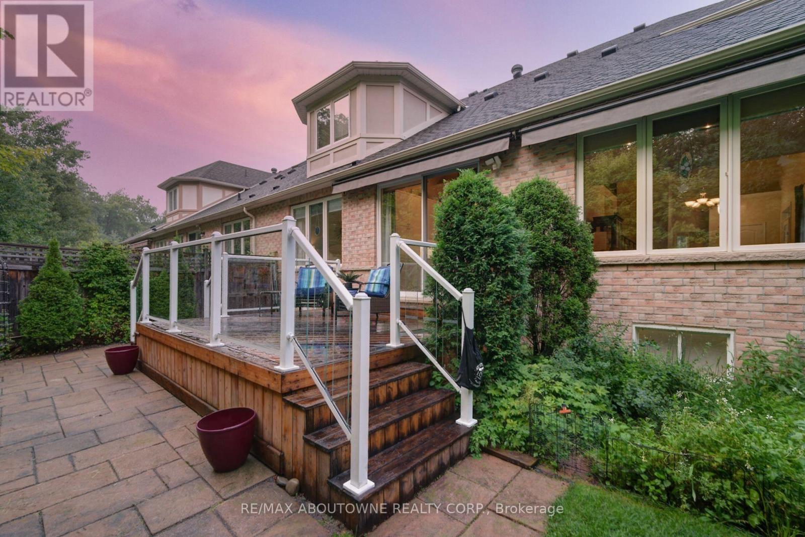 2196 EMILY CIRCLE - Image 35