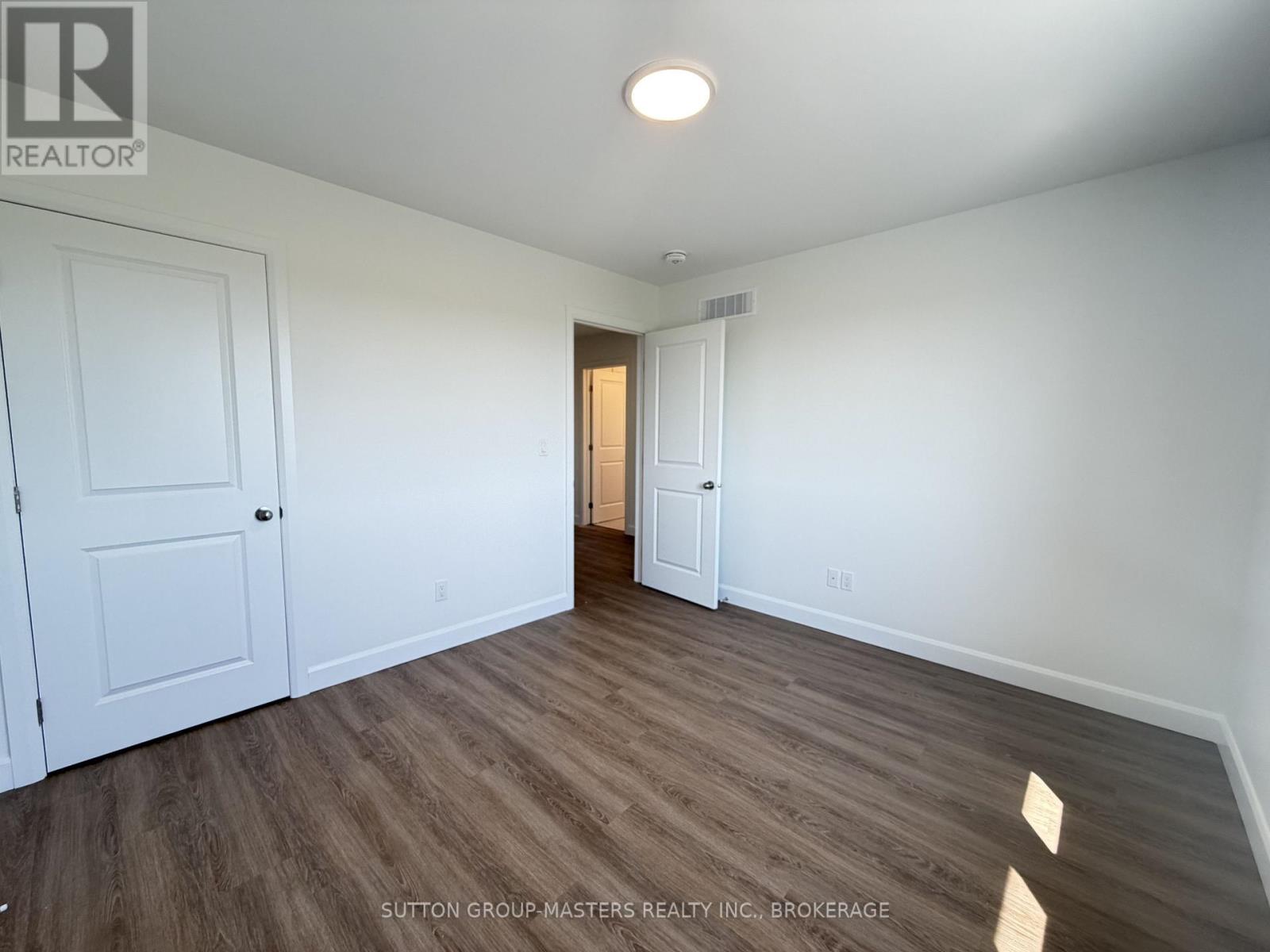 249 PRATT DRIVE - Image 34