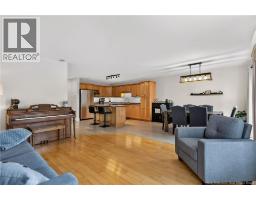 76 Gagnon, Moncton, NB E1A0A6 Photo 11