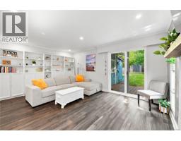 195 Atkins Rd, View Royal, BC V9B2Z9 Photo 12