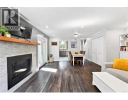 195 Atkins Rd, View Royal, BC V9B2Z9 Photo 14