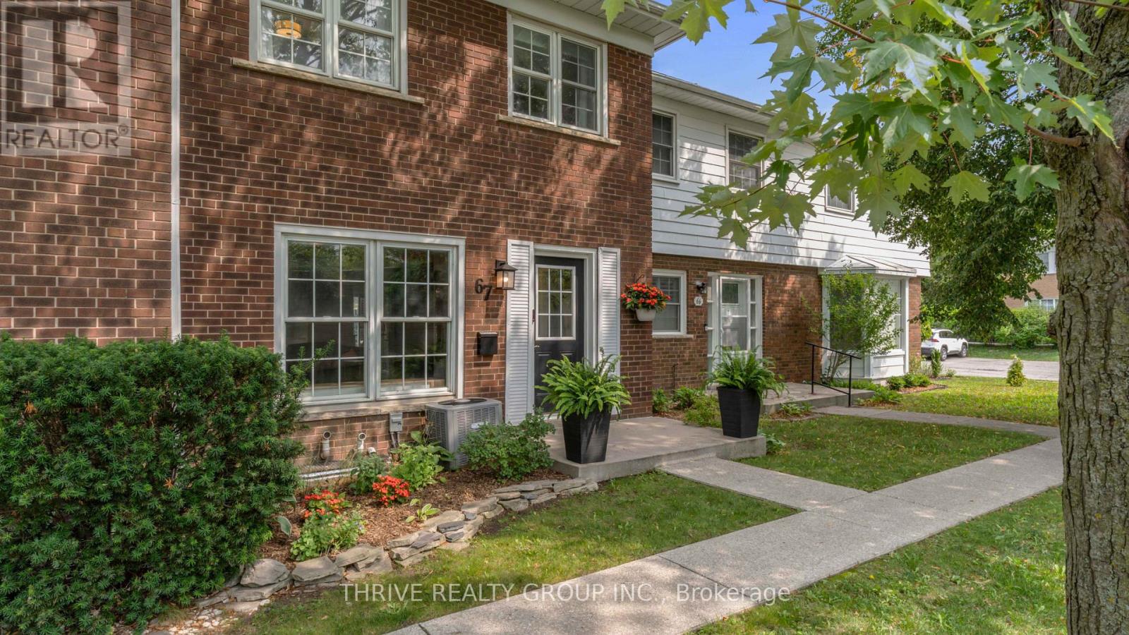 #67 1220 ROYAL YORK ROAD - Image 3
