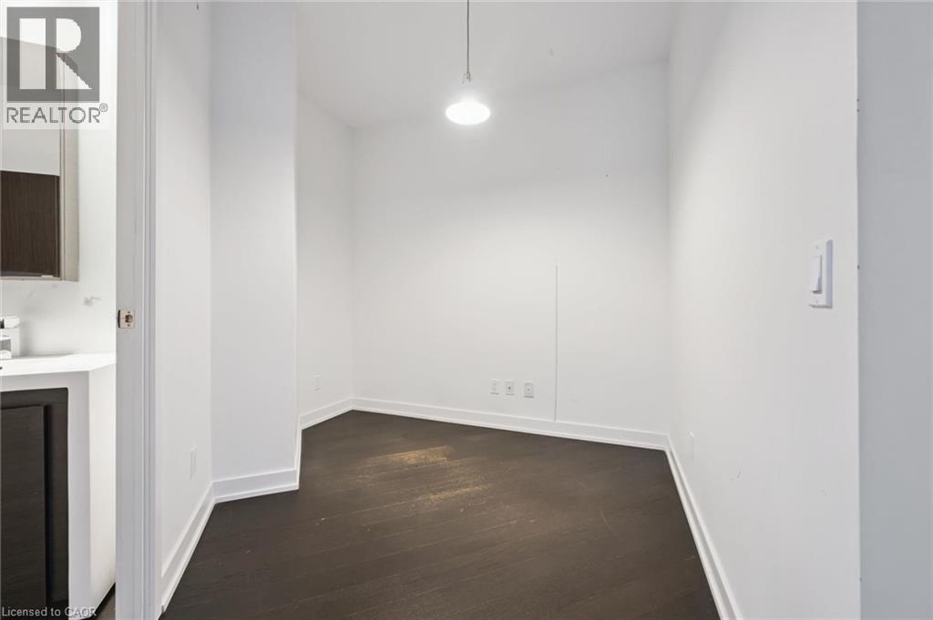 #418 1030 KING Street W - 14