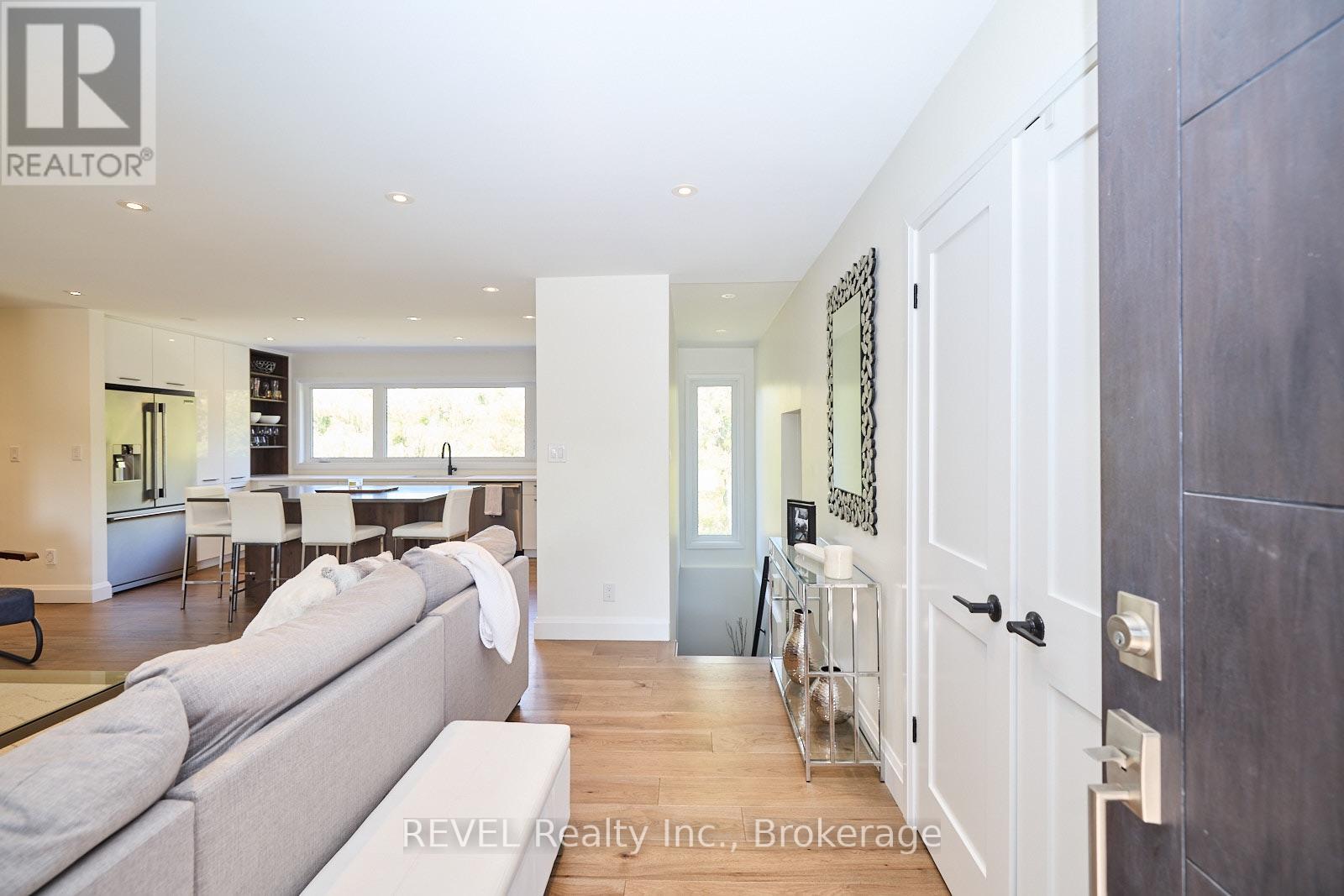 38 BRIARSDALE DRIVE - Image 5
