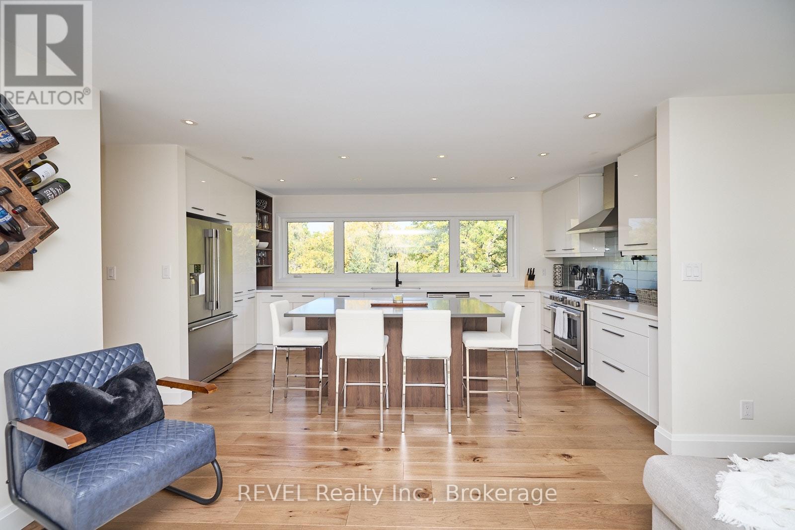 38 BRIARSDALE DRIVE - Image 9