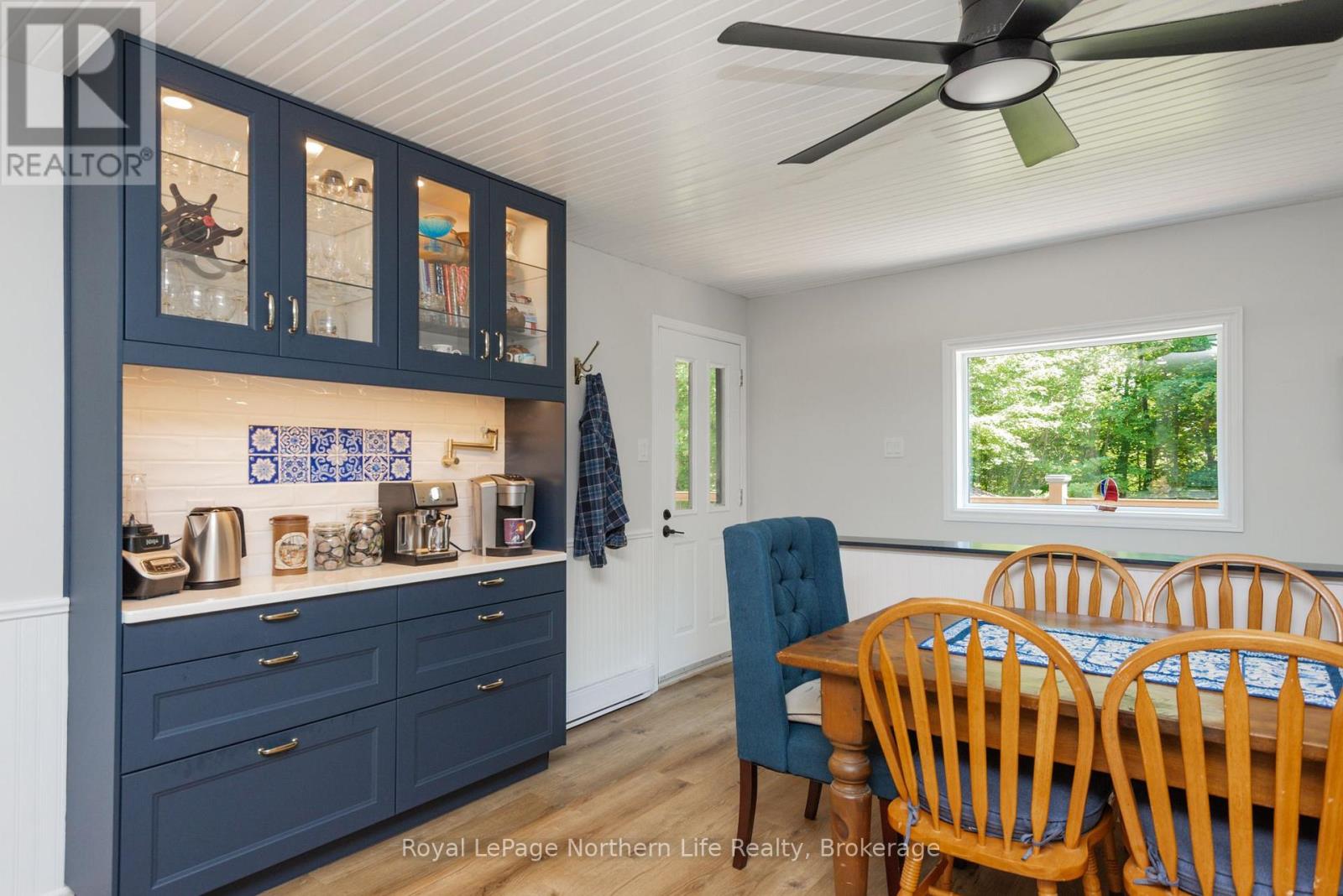 106 LAKEVIEW COURT - Image 15